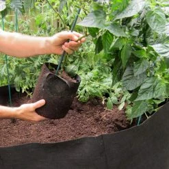 Viagrow 200 Gal.Aeration Raised Bed Planter with Handles -VAN ZYVERDEN shop black viagrow raised planter boxes v200gapot 40 1000